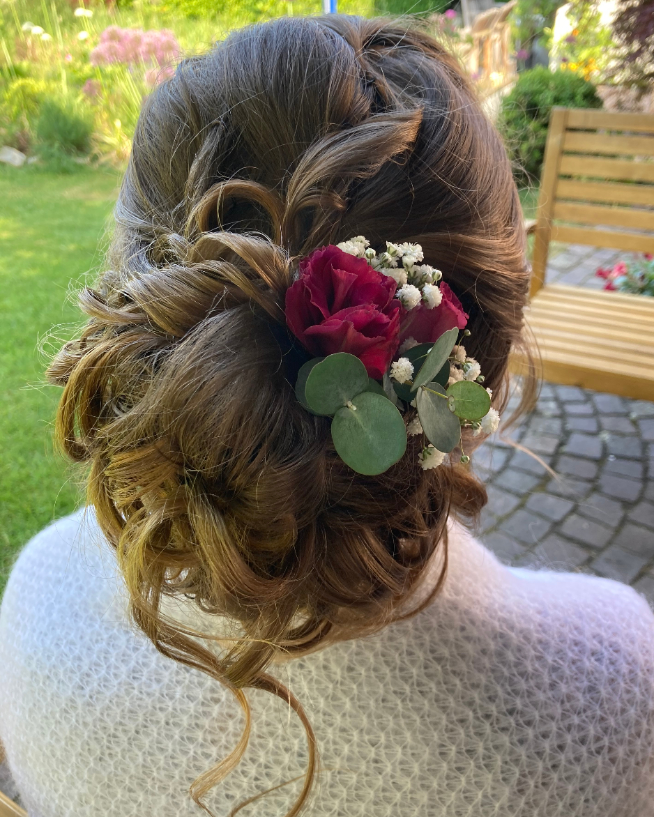 Traumfrisuren by Simone Schmutz-Hauser Arst – Brautfrisuren Zürich, Bild 10 von 15