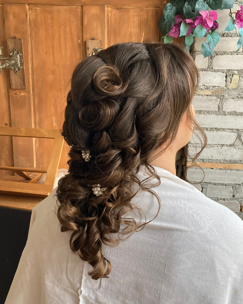 Traumfrisuren by Simone Schmutz-Hauser Arst – Brautfrisuren Zürich, Bild 6 von 15